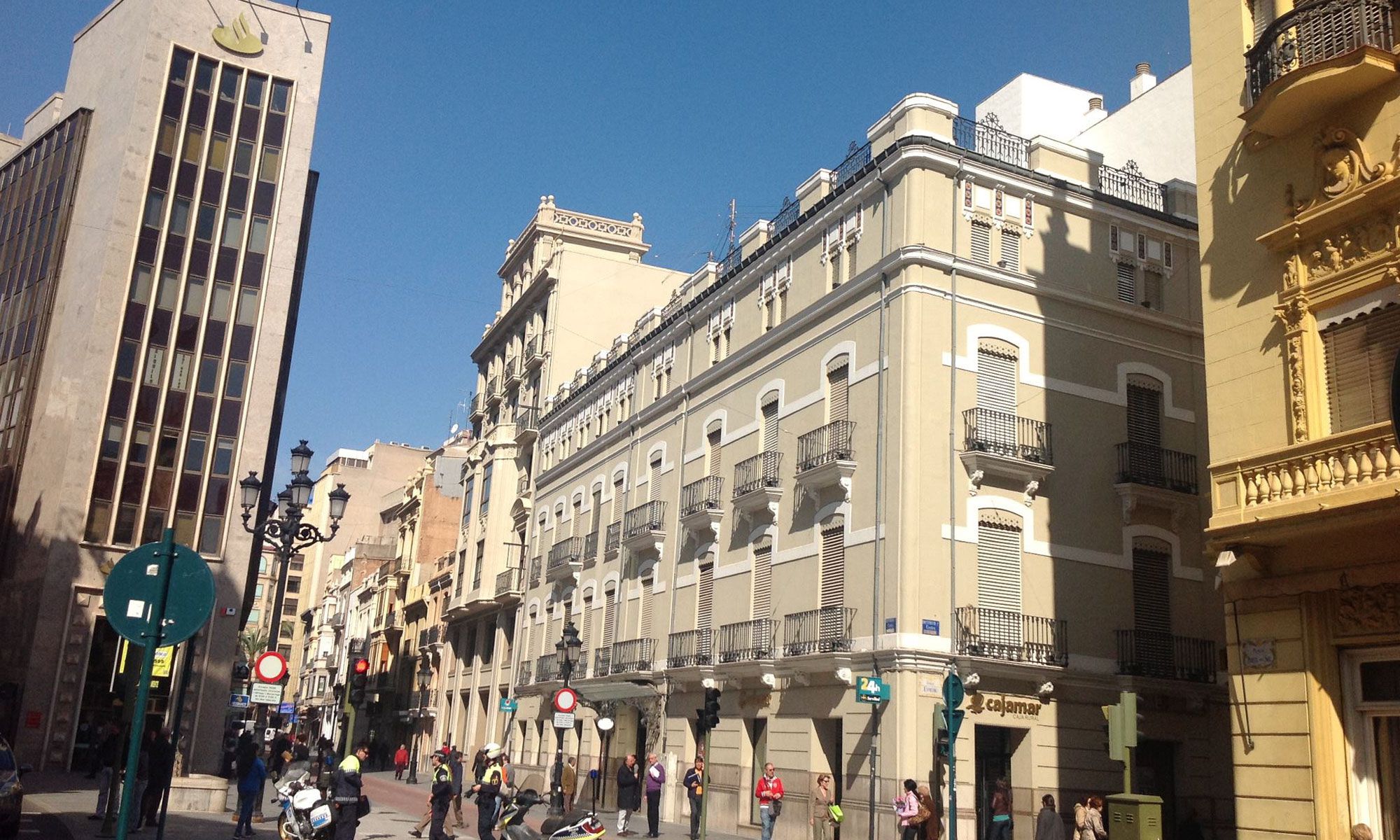 Venda seguro y venda de forma inteligente. URBAGES 99 en Castellon De La Plana